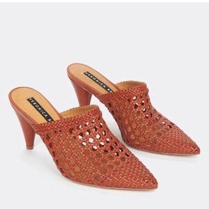 NWOB Veronica Beard  JAQLYN WOVEN POINTY TOE MULE RED Size 38.5 /8.5 NEVER WORN